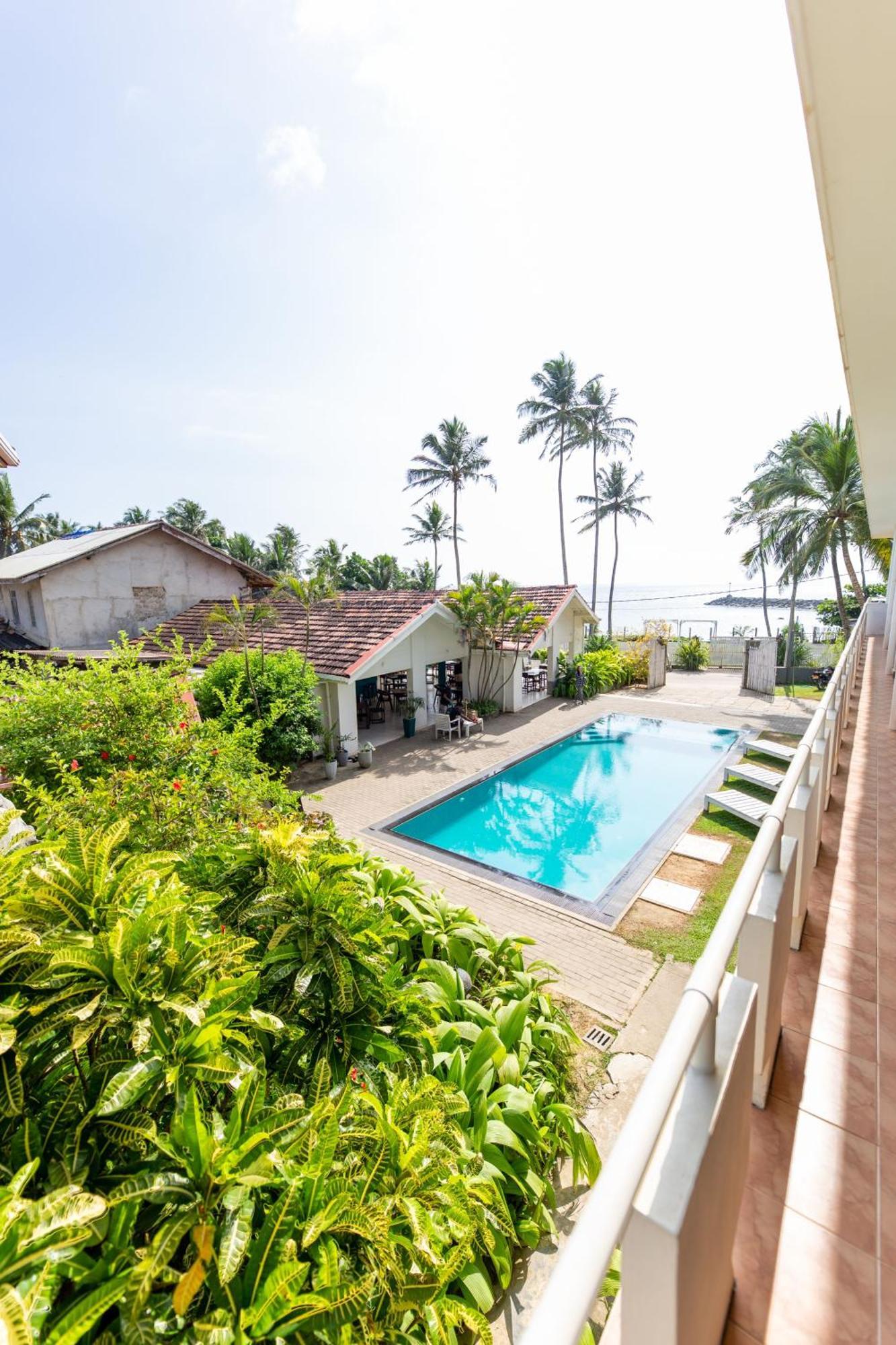 Shangrela Beach Resort By Ark Ambalangoda  Exterior photo