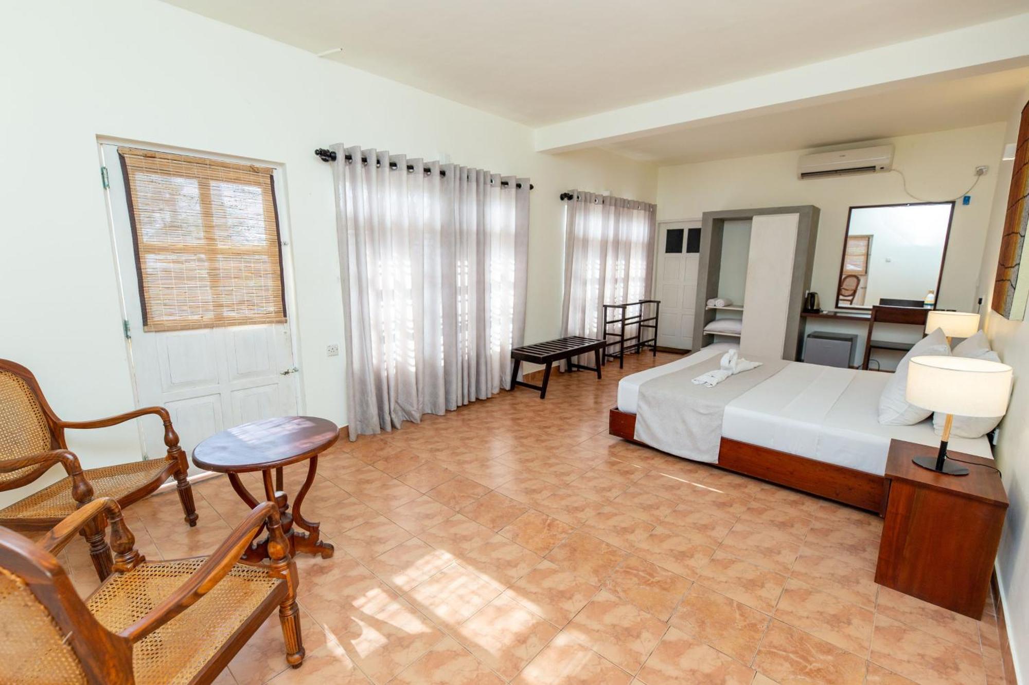 Shangrela Beach Resort By Ark Ambalangoda  Exterior photo
