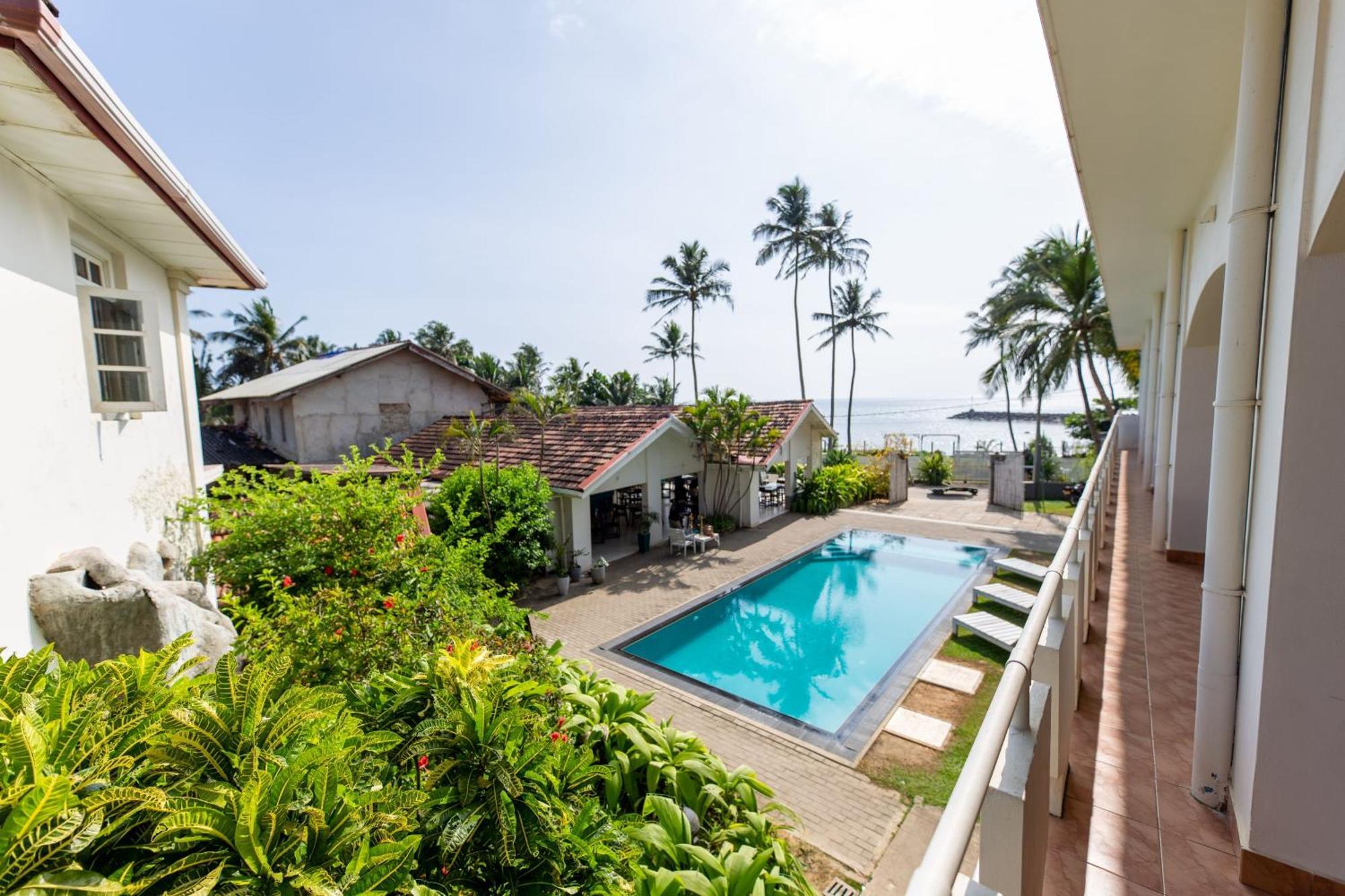 Shangrela Beach Resort By Ark Ambalangoda  Exterior photo
