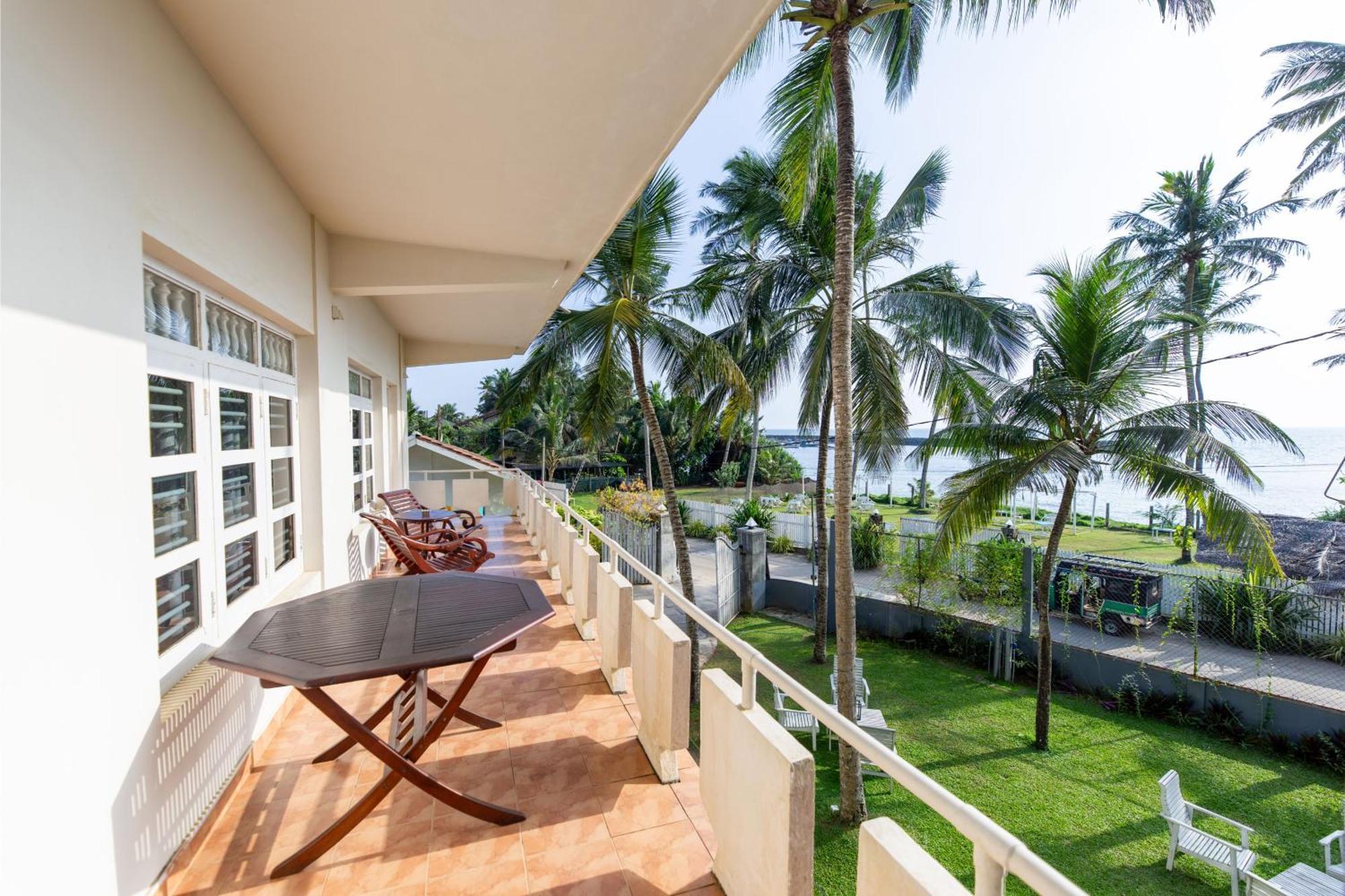 Shangrela Beach Resort By Ark Ambalangoda  Exterior photo